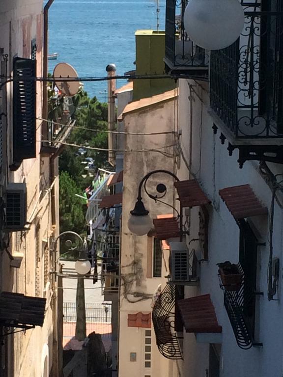 Il Capriccio Di Maria Guest House Vietri 外观 照片