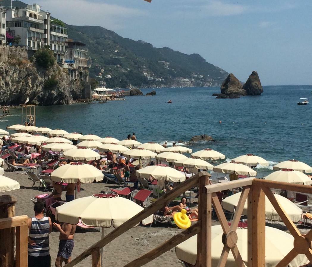 Il Capriccio Di Maria Guest House Vietri 外观 照片